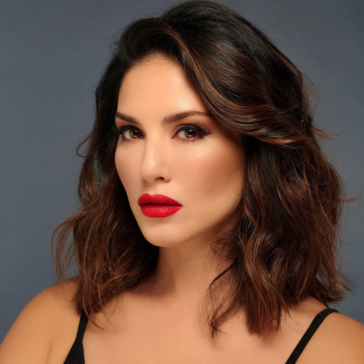 Deep-Contour Stick-Contour-cruelty free cosmetics-Sunny Leone